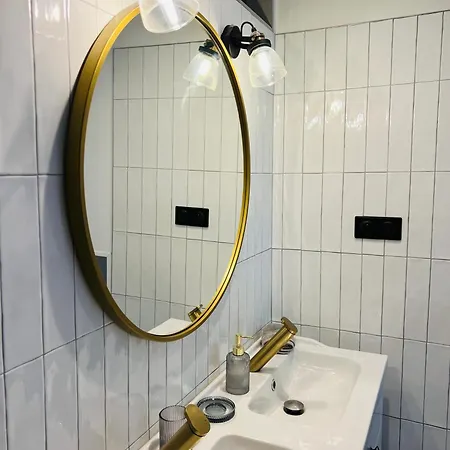 Appartement Charmant T2 Au Coeur De *