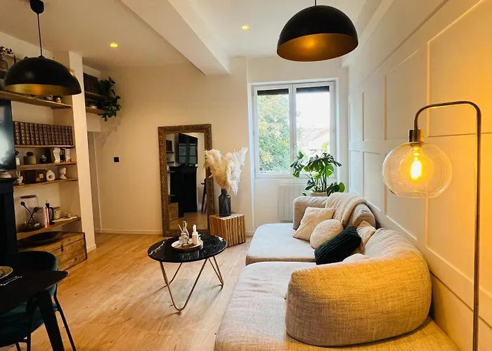 Charmant T2 Au Coeur De * Ντιζόν